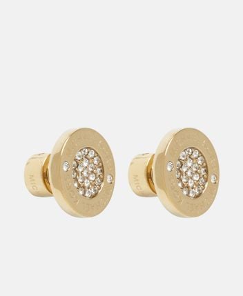 Earstuds