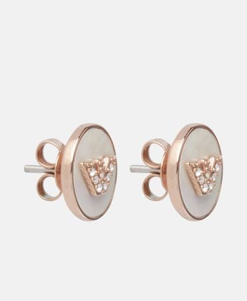 Earstuds