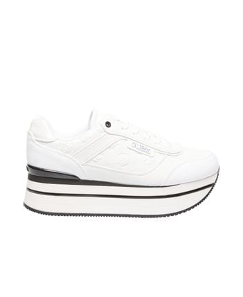 Platform trainers