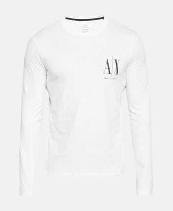 Long-sleeved top