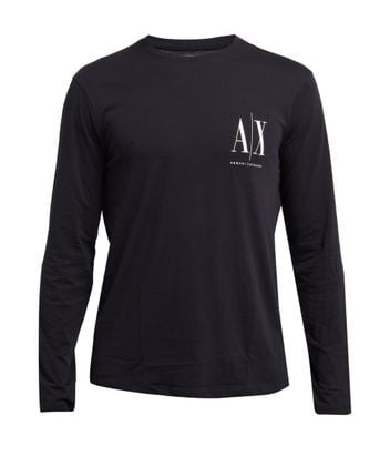 Long-sleeved top