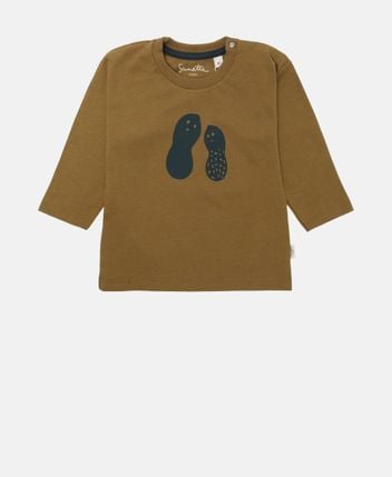 Long-sleeved top