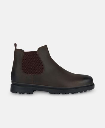 Chelsea boots