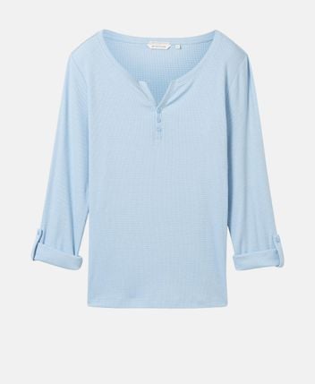 Long-sleeved top