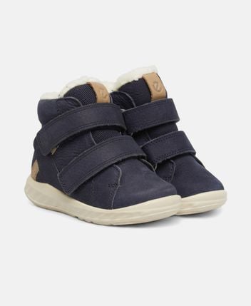 Winter ankle boots