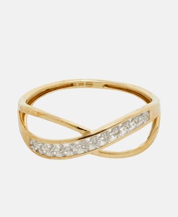 Diamond ring