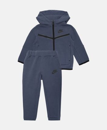 Jogging suit