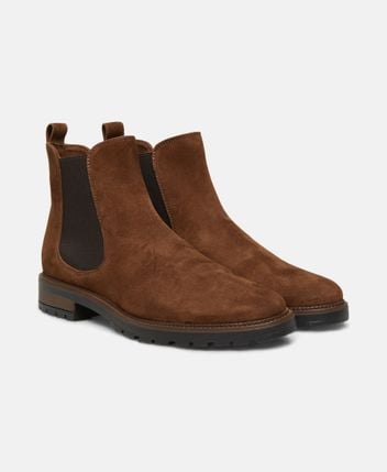 Chelsea boots