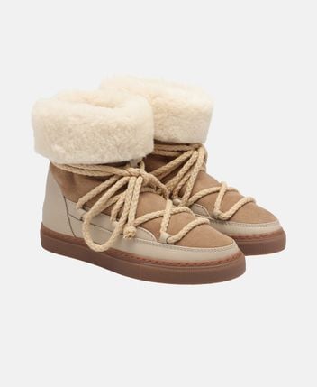 Snow boots