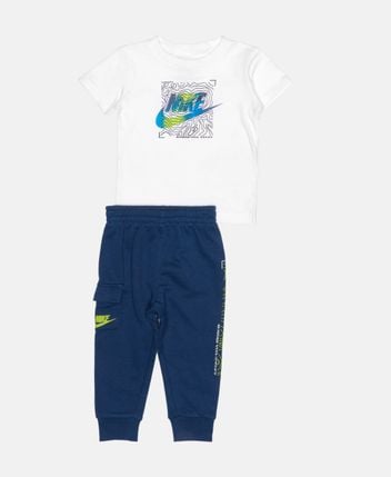 T-shirt & sweatpants set