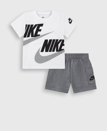 T-shirt and shorts set