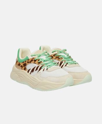 Chunky sneakers