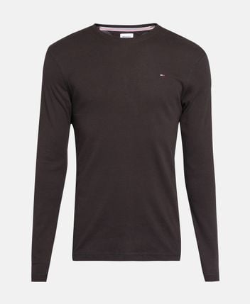 Long-sleeved top