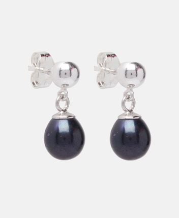 Pearl earrings