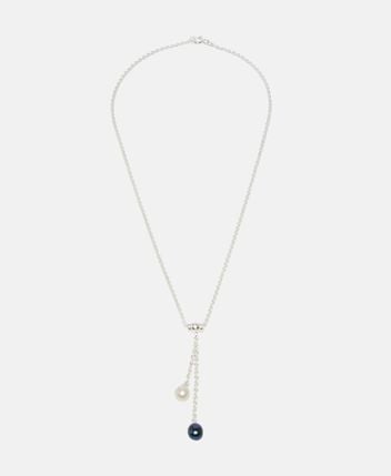 Necklace with pearl pendant