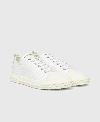 Sneakers Blabber