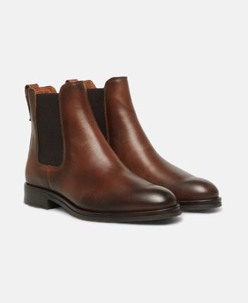 Chelsea boots