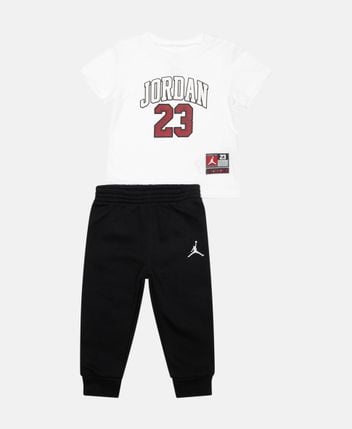 T-shirt & sweatpants set