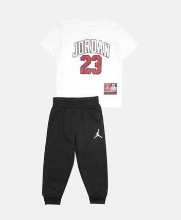 T-shirt & sweatpants set