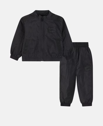 Jacket and trousers set
