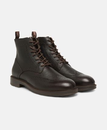 Lace-up ankle boot