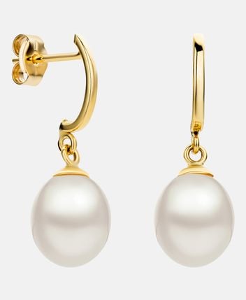 Pearl earrings