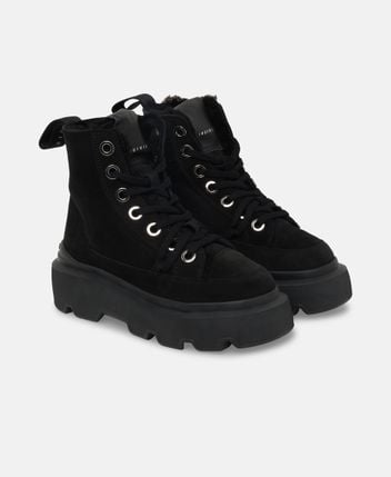 Winter boots