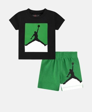 T-shirt and shorts set