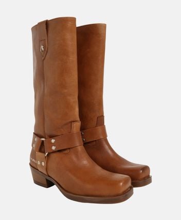Calf boots