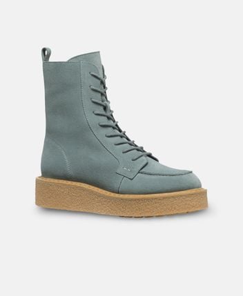 Lace-up boots