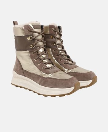 Winter boots