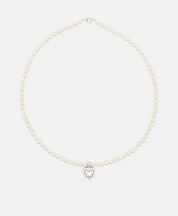 Pearl necklace