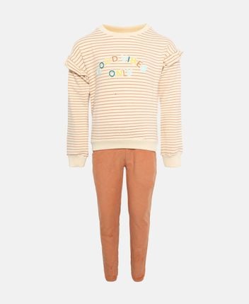 Long-sleeved shirt and trousers set