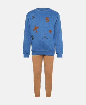 Sweatshirt and trousers set