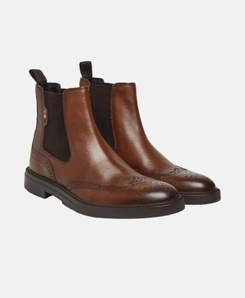 Chelsea boots