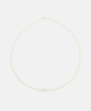 Pearl necklace