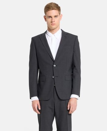 Suit