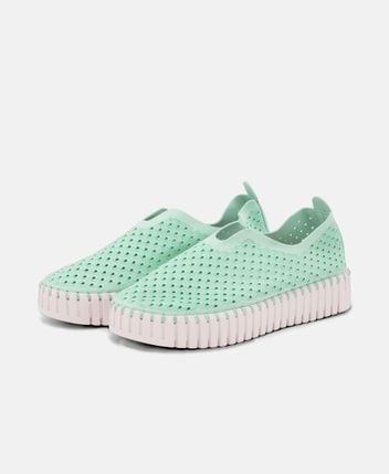 Slip-on sneakers Tulip