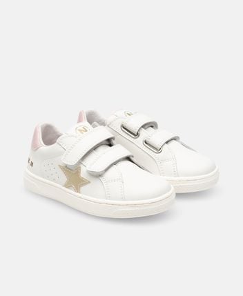 Sneakers Pinn