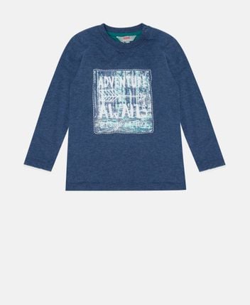 Long-sleeved top