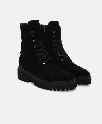 Lace-up ankle boot