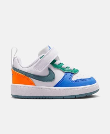 Sneakers Court Borough