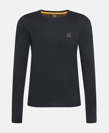 Long-sleeved top