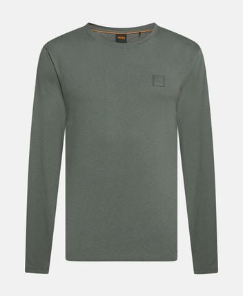 Long-sleeved top