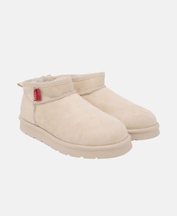 Winter boots