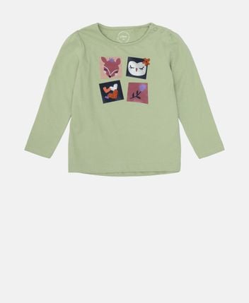 Long-sleeved top
