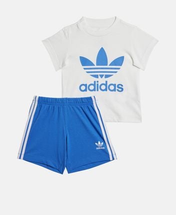 T-shirt and shorts set