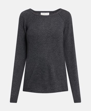 Long-sleeved jumper