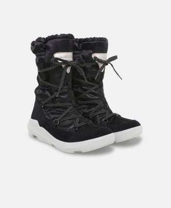 Winter boots