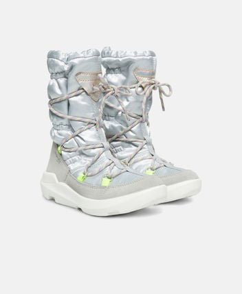 Winter boots